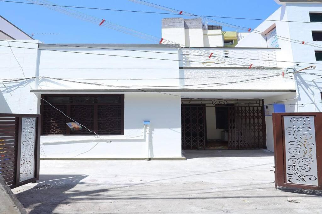 Heritage Home With 3 Bed/3 Bath With Kitchen In A Residential Neighborhood. Madurai Exteriör bild