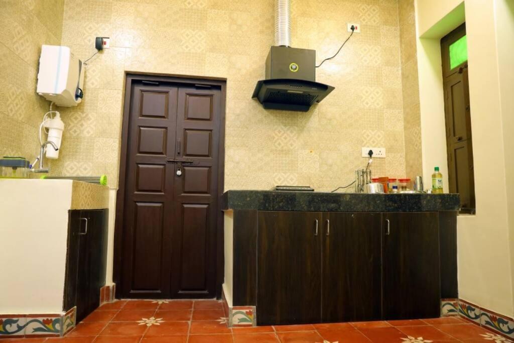 Heritage Home With 3 Bed/3 Bath With Kitchen In A Residential Neighborhood. Madurai Exteriör bild
